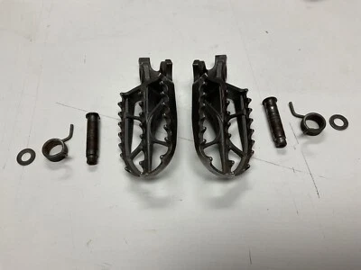 12 Honda CRF250R 2012 CRF250 OEM PIES ESTRIBERAS SOPORTE MONTAJE EMPUÑADURAS SOPORTE DE DESCANSO Foto 1 de 4