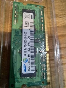 Samsung M471B2873FHS-CH9 1GB 1Rx8 PC3-10600S-09-10-ZZZ Laptop Memory - Photo 1/5