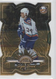 1997-98 Leaf Fractal Matrix Die-Cut Bryan Berard #30