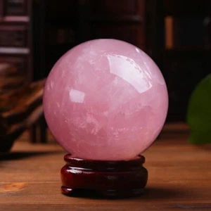 70 mm natürlicher rosa Quarz Kristall Kugel Heilstein + Ständer - Bild 1 von 3