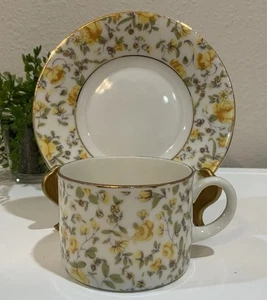 Vtg Royal Crown Roses Yellow Floral Fine China Gold Accent Cup & Saucer Set - Picture 1 of 11