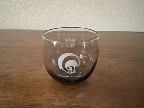 1 Vintage LOS ANGELES RAMS SMOKED GLASS 3" By MOBIL NFL Whiskey Cup Collectible Cover