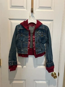 Girl's denim jacket with sewn in burgundy hoodie. Size: M - Picture 1 of 8