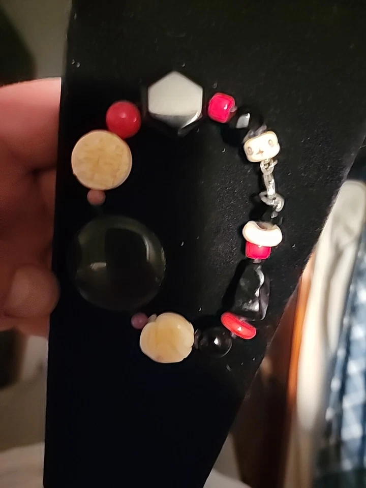 Handmade Rare & Unique Chunky Assorted Giant Carved Bead BRACELET  - Image 1 of 4