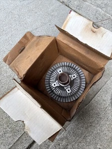 NOS 2705 Cooling Fan Clutch 72-91 Jeep Cherokee Grand Wagoneer CJ5 CJ7 J10 J20 - Picture 1 of 5