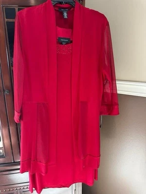 R&M Richard’s - Vestido recto con escote brillante y chaqueta suave con manga transparente Foto 1 de 3