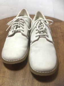 Dr. Scholls Bucks Derby Cream Suede Dress Shoe, Size 10M - Picture 1 of 5