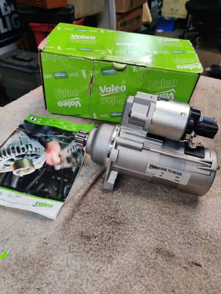 Nuevo motor de arranque Valeo 438176 para Volkswagen Golf A5 Audi A3 T5 Foto 1 de 4