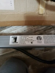 Power 1st Power Distribution Unit 120v 60hz - Bild 1 von 7
