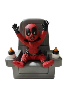 REGAL EXCLUSIVO DEADPOOL & WOLVERINE Piscina para Bebés Palomitas Cubo y Taza de Bebida Combo - Imagen 1 de 3
