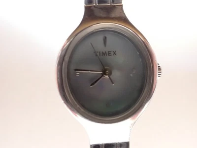 Reloj pulsera para mujer TIMEX 1216 Petite MOP de cuarzo Foto 1 de 4