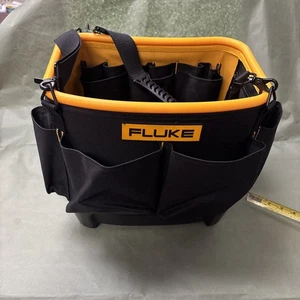Exc. Cond. Fluke TB25 - Hard Body Oval Tool Bucket 28 Pockets Tool Storage - Picture 1 of 15