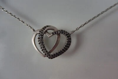 Bella Collana Con Ciondolo, Doppio Cuore Con Pietre Tagliate, 925 Argento - Immagine 1 di 4