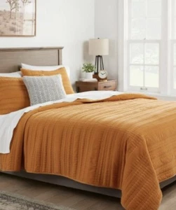 Threshold Lofty Velvet Quilt Dark Gold Full/Queen. 92”x88”. NWT - Picture 1 of 6