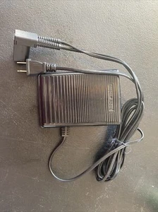 LVGU Foot pedal speed adjuster, 110V Open Box - Picture 1 of 4