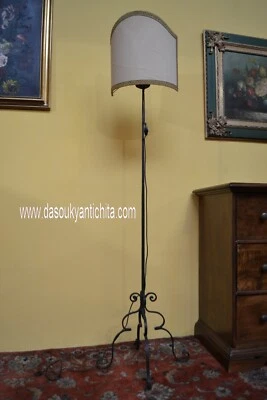 Antica piantana- torciere in ferro battuto - Immagine 1 di 4