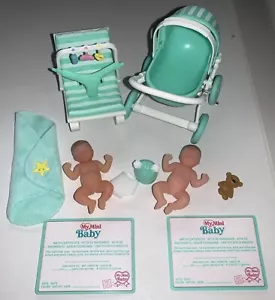 MY MINI BABY~ Zuru 5 Surprise Mini Brands~ 2 Green Furniture Sets & Babies - Picture 1 of 1