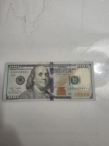 $100 bill (One Hundred Dollar Bill) - Star Note - 2009 Series - Picture 1 of 4