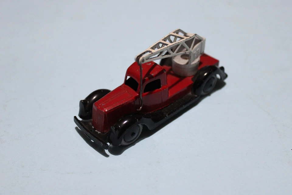 MERCURY AUTOCARRO CON GRU S. 1:43? MOLTO BUONO NO BOX - Immagine 1 di 3