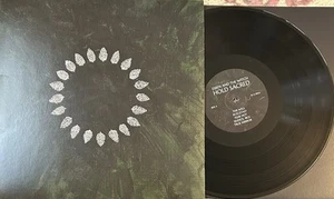 Esben & the Witch – Hold Sacred 2023 VINYL LP Post-Punk Ethereal Cocteau Twins - Picture 1 of 2