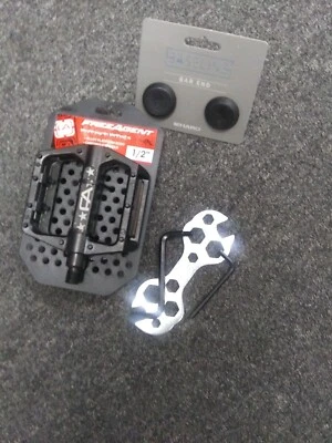 Free Agent alloy 1/2 inch (for one pc. cranks) pedals in black and pedal wrench - Image 1 of 2