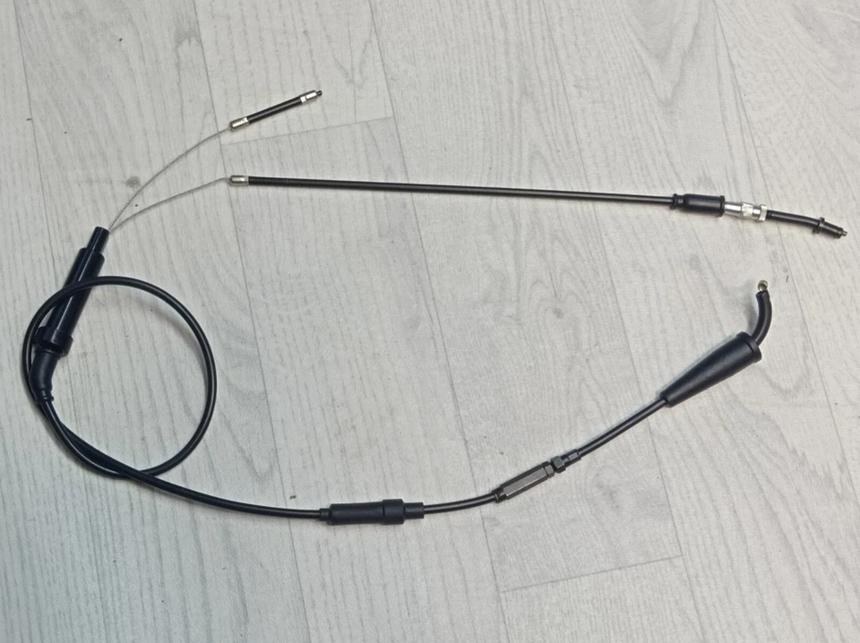 Gaszug trottle cable Husqvarna WRE125 94-97 OEM OE 800076023 Foto 1 de 4