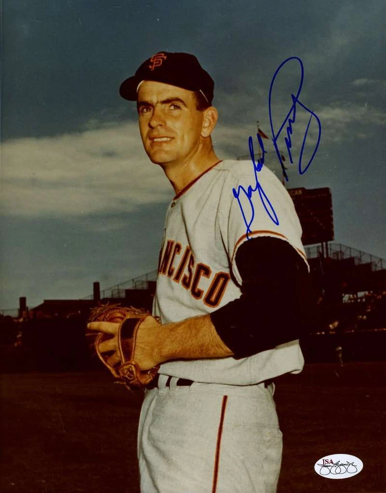 Gaylord Perry Signed Jsa Cert Sticker 8x10 Photo Authenticated Autograph - Image 1 of 1