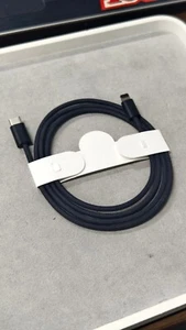 Câble de charge Apple 1 m (3 pieds) Lightning vers USB-C - Noir extrêmement rare - Photo 1 sur 7