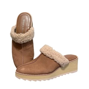 Donald Pliner NWOB Ulli Wedge Genuine Shearling Cuff Slip-On Mule In Toast Sz 7 - Picture 1 of 10