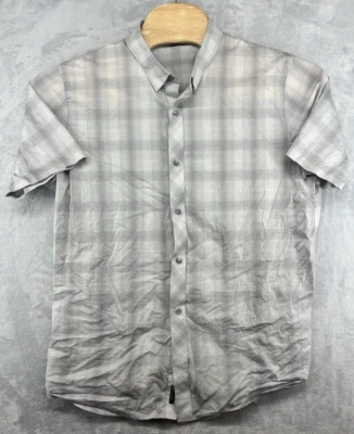 Travis Mathew Shirt Striped Golf Button Up Pocket Gray Short Sleeve Men's XL - Image 1 of 4