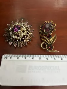 Purple Glass Brooches Vintage Mid Century Item Floral Piece And Other Curios 1r - Picture 1 of 2