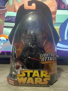 Hasbro Star Wars E3 Die Rache der Sith 11 Darth Vader Lichtschwert Angriff Action - Bild 1 von 2