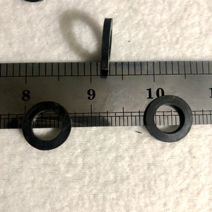 Neoprene Rubber Washer Spacer 7/8" OD x 7/16" ID x 1/8" thick - Picture 1 of 3
