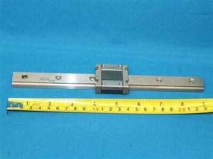 THK RSR15VMA Linear Block w/ 23cm Rail - Picture 1 of 6