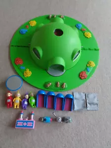 Teletubbies Teletubby House Home Hill Dome with figures & accessories lights up - Picture 1 of 9
