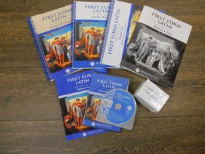 Memoria Press First Form Latin One 2nd Ed Set Text Workbook Teacher Key DVDs - Foto 1 di 8