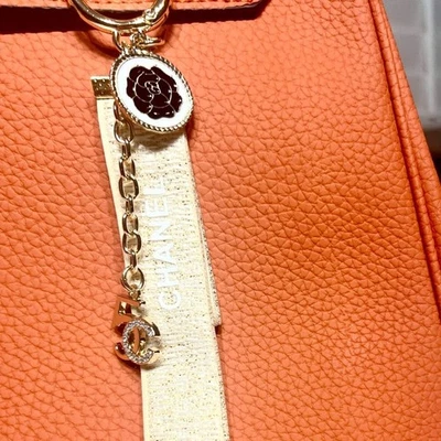 CHANEL Cream and Gold Key Holder - Bag Charm NIB - Image 1 of 4