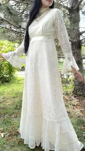 Vintage 70s Cream Victorian Prairie Lace Long Bell Sleeve Wedding Dress Sz S - Picture 1 of 11