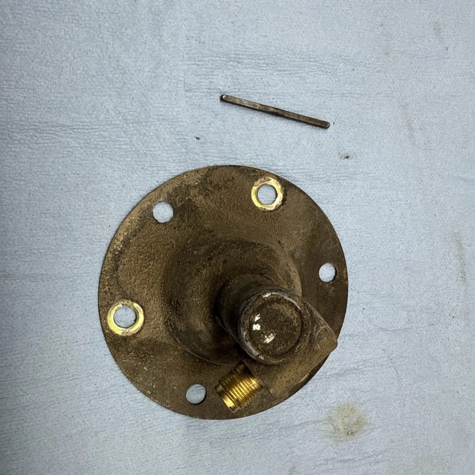 1991 Yamaha Venture XL 480 Fan Speedometer Gear Drive Hub Good - Изображение 1 из 2