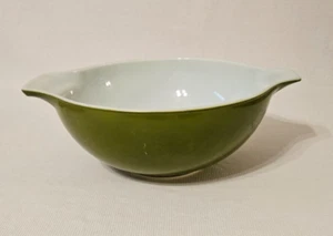 VINTAGE PYREX #444 4 QT. AVACADO CINDERELLA BOWL WITH HANDLES - Picture 1 of 8