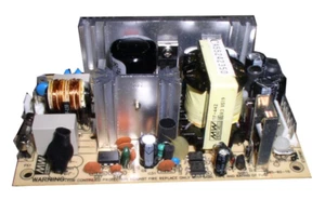 Mean Well PT-65C Schaltnetzteil 5V 5,5A / 15V 2A / -15V 0,5A - Bild 1 von 1