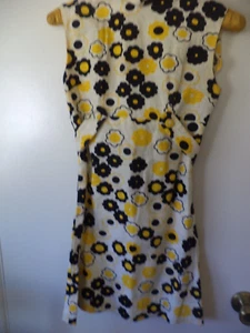 Vintage Dress Small Yellow Black Daisys Sheaf - Picture 1 of 5