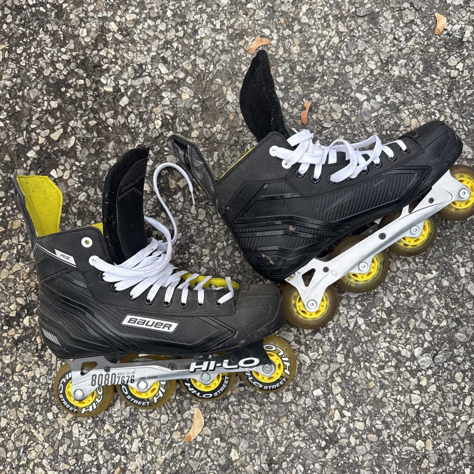 Bauer RS Roller Hockey Skates - Senior /Street Hockey Rollerblades SZ 11 Regular - Image 1 of 4