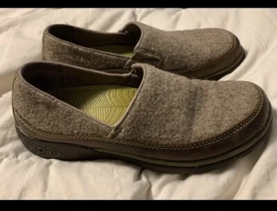 Mocassim Chaco tamanho 6 lã e couro cinza. Muito bom estado! - Imagem 1 de 4