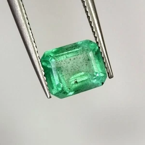 1.79ct Natural Emerald octagon cut nice mint green good luster untreated gem - Picture 1 of 3