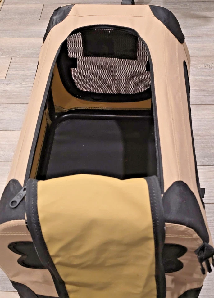 Cajón portátil para perros Petnation Port-A-Crate 28". Foto 1 de 4