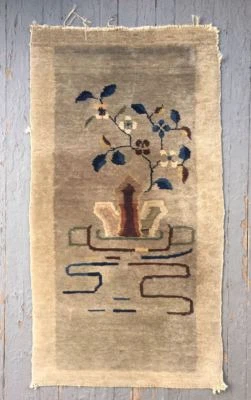 Antique Peking Chinese Rug. Traditional Oriental Wool. Flowers Vase Art Deco - Image 1 of 4