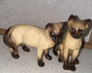 Vintage Pair Siamese Cats Ceramic Tan Brown Figurine Japan 5” Long - Picture 1 of 6