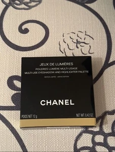 Chanel Multi use eyeshadow and highligther palette - limited edition - Picture 1 of 5