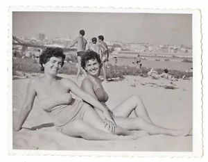 Two Busty Curvy Swimsuit Women in Love Holding Hands on Beach Lesbian Int Photos - Picture 1 of 5